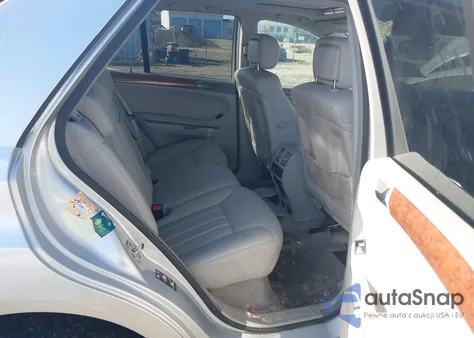 2006 Mercedes-Benz Ml 350 4Matic z USA, uszkodzony, nr VIN 4JGBB86EX6A001045